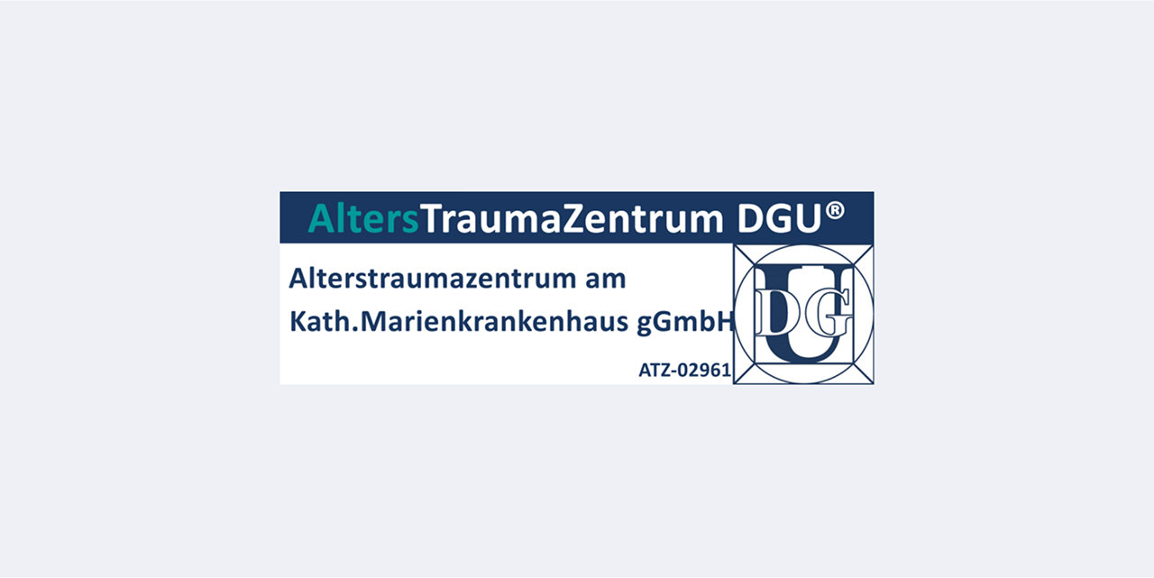 Logo des Zertifikats "Alterstraumazentrum" der DGU, vergeben an das Katholische Marienkrankenhaus gGmbH.